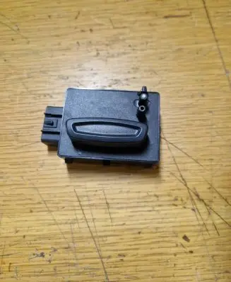 Ford Mondeo MK IV Seat control switch 6M2T14A701AA