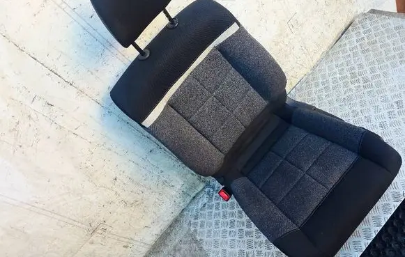 Citroen C4 Cactus Front driver seat 