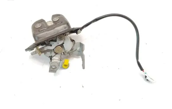 Nissan Almera Tino Tailgate/trunk/boot lock/catch/latch