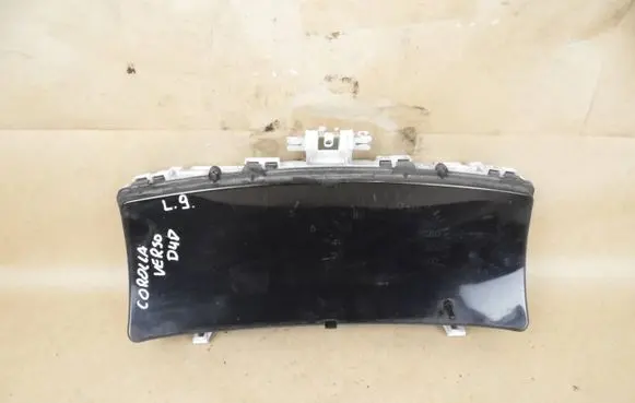 Toyota Corolla Verso E121 Speedometer (instrument cluster) 2574108790 8380013150