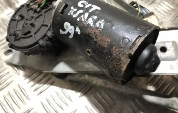 Citroen Xsara Wiper motor 3397020431 039024135605r