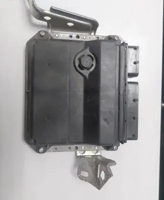 Toyota Auris 150 Engine control unit/module 896610Z250 MB2754001721