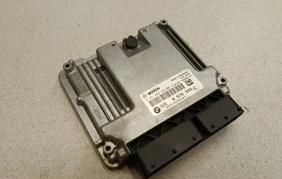 BMW X3 F25 Engine control unit/module 0281030326 031319101 8576333