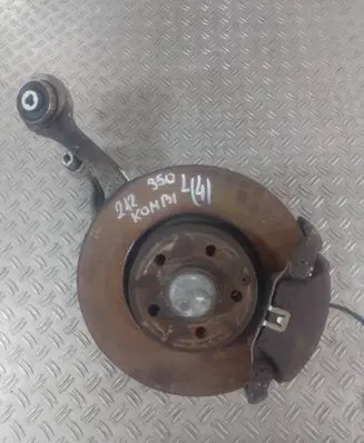 Mercedes-Benz E W212 Front wheel hub spindle knuckle