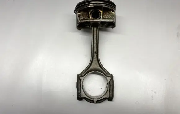 Chrysler Pacifica Piston 373AC 96L85