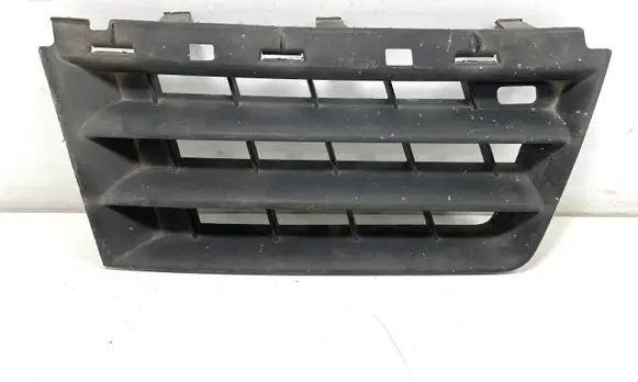 Renault Scenic II - Grand scenic II Front bumper upper radiator grill 8200140330