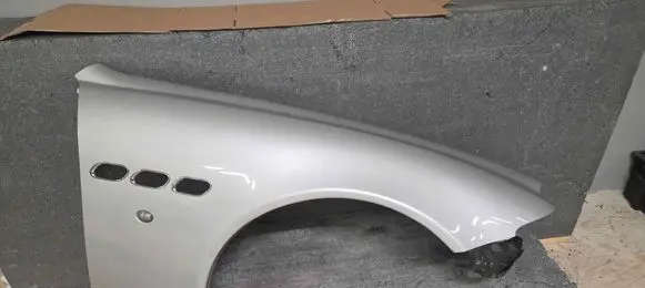 Maserati Quattroporte Fender 67064000
