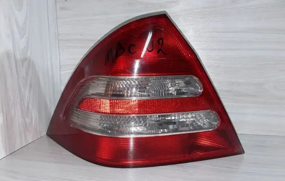 Mercedes-Benz C W203 Rear/tail lights