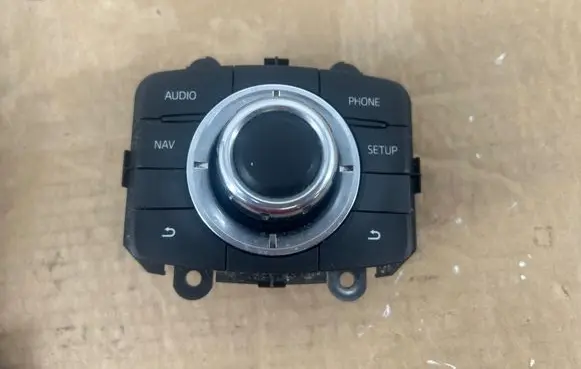 Mazda 6 Head unit multimedia control GKL166CM0B 440Y
