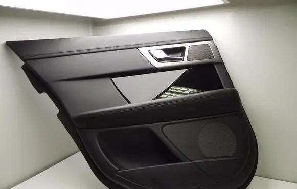 Jaguar XF Front door card panel trim 8X23F274A31A Baldai2739