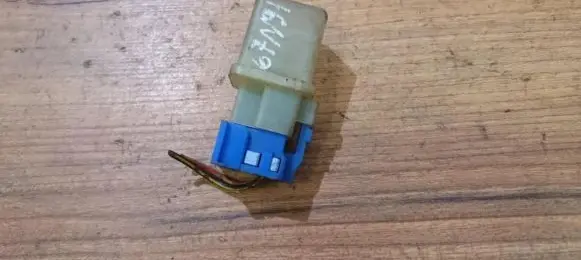 Nissan Primera Other relay 2433651E00
