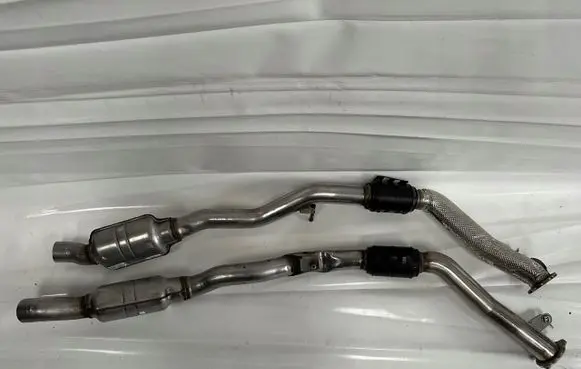 Audi Q8 Muffler trim 4M0253350CE