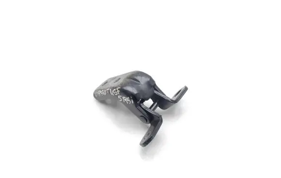 KIA Ceed Front door upper hinge A046057