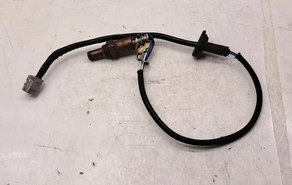 Toyota Avensis T250 Lambda probe sensor 8946720060 8272920040