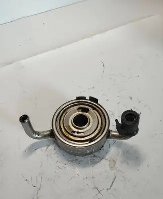 Infiniti FX Oil filter mounting bracket 