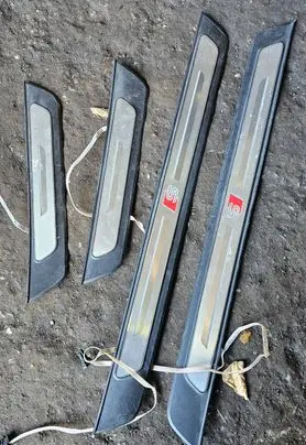 Audi A6 S6 C8 4K Other sill/pillar trim element 4K0947406A 4K0947405A 4K0947423