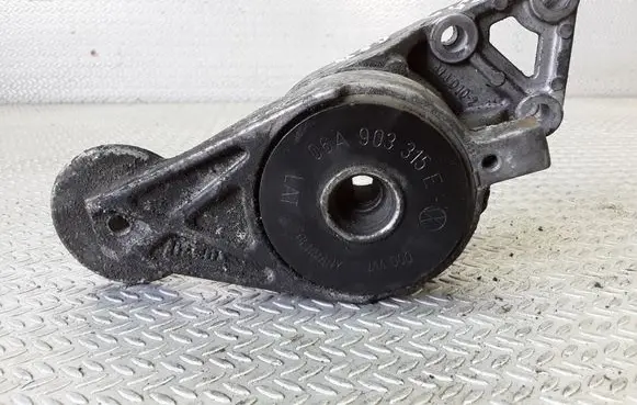 Skoda Octavia Mk1 (1U) Generator/alternator belt tensioner 06A903315E