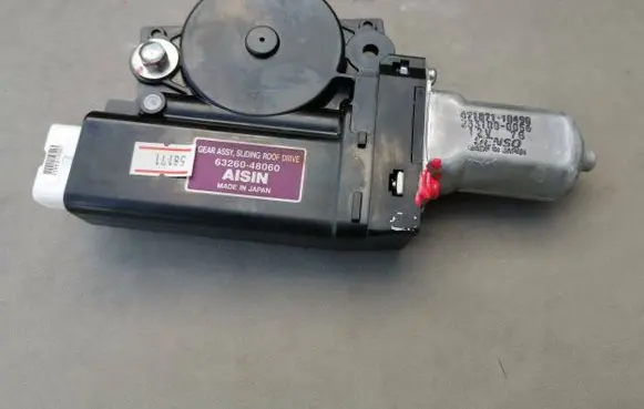 Lexus RX 330 - 350 - 400H Sunroof motor/actuator 6326048060