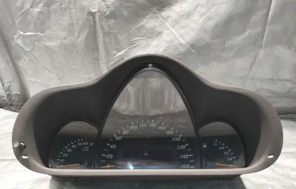 Mercedes-Benz C W203 Speedometer (instrument cluster) A2035401547