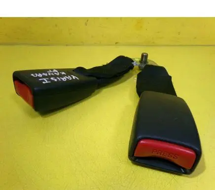 Toyota Yaris Rear seatbelt buckle 011203 8409