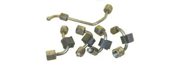 Opel Corsa E Fuel injector supply line/pipe B13DTE