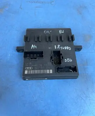 Audi A4 S4 B6 8E 8H Comfort/convenience module 8E0907279 12092001