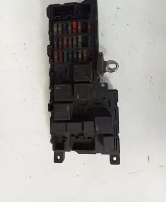 Volvo S60 Fuse module 8678449