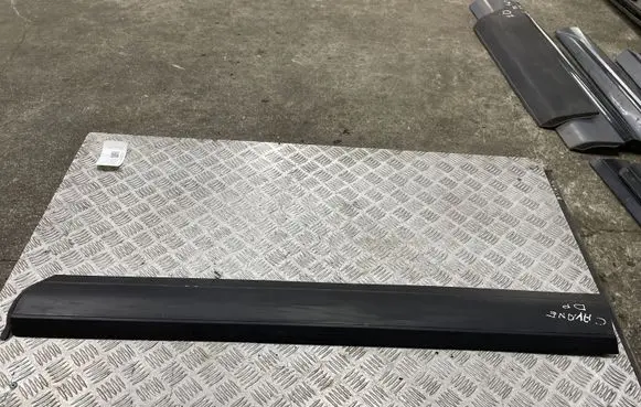 Porsche Cayenne (9PA) Front door trim (molding) 7L5837788