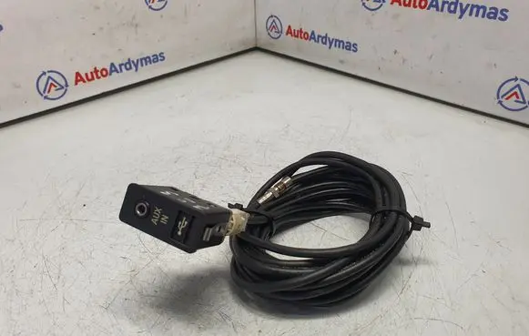 BMW 5 GT F07 USB socket connector 9129651 61319129651