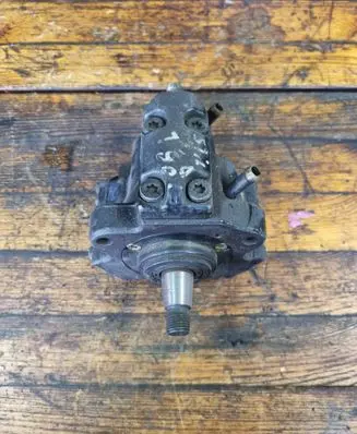 Alfa Romeo 156 Fuel injection high pressure pump 0445010007