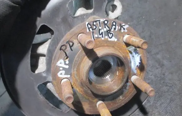 Opel Astra K Front wheel hub 