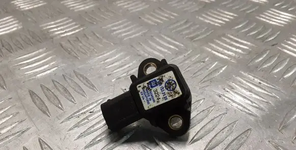 Mercedes-Benz E W211 Air pressure sensor A0041533128