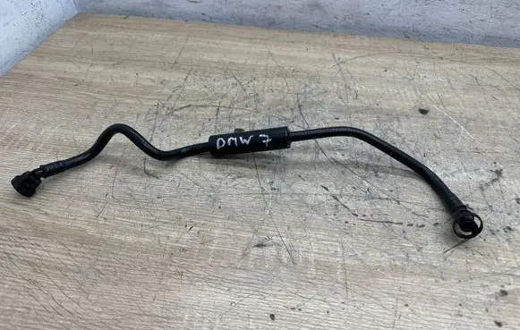 BMW 7 F01 F02 F03 F04 Vacuum line/pipe/hose 140327