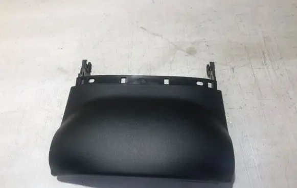 Steering wheel column trim