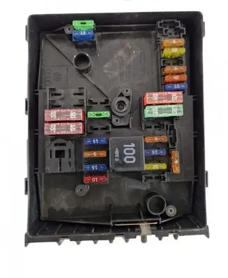 Skoda Octavia Mk2 (1Z) Fuse module 1k0937125a