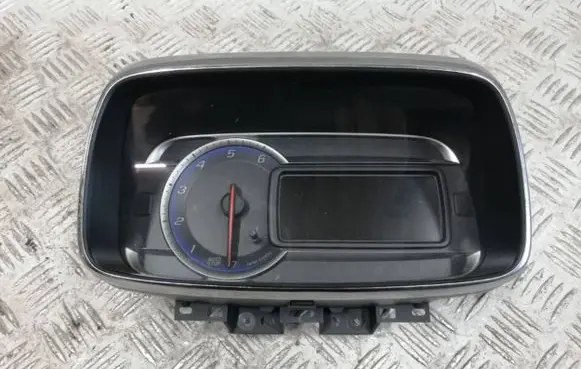 Chevrolet Trax Speedometer (instrument cluster) 95369643 076032110080 AF8X3H120483