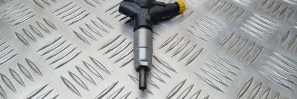 Subaru Forester SH Fuel injector 16613AA030 12M09688 DEWS00250