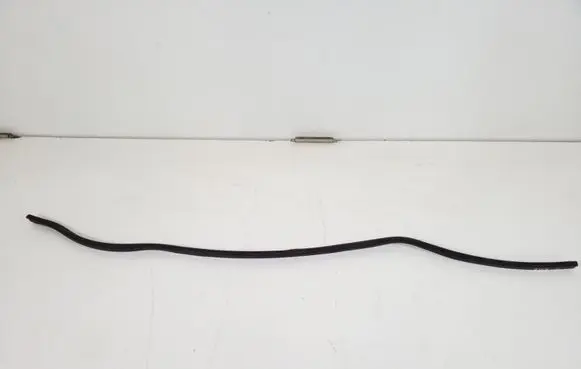 Volkswagen Touareg II Engine compartment rubber 7P6823723