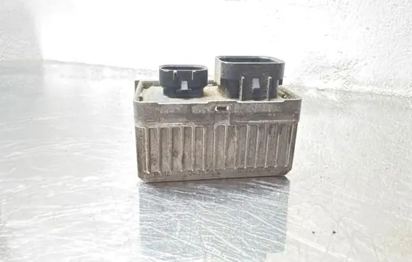Opel Insignia A Glow plug pre-heat relay 55574293