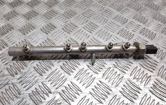 BMW 1 E81 E87 Fuel main line pipe 7537319