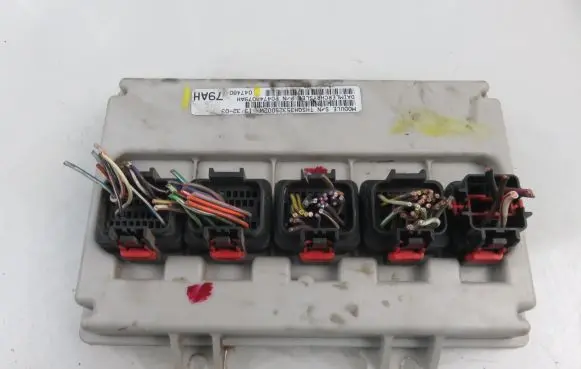 Chrysler Voyager Central body control module 04748079AH