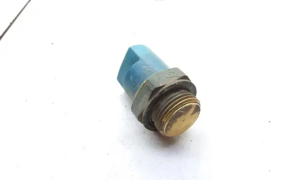 Audi 80 90 B3 Coolant temperature sensor 811959481