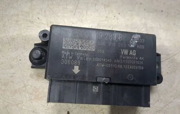 Volkswagen Golf VII Parking PDC control unit/module 5Q0919283B 5Q0919283 000014342