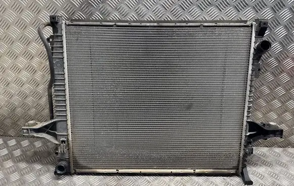 Volvo XC90 Coolant radiator 31293550