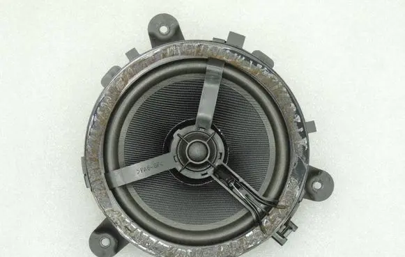Volvo XC90 Rear door speaker 8633664 8633110