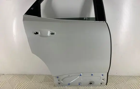 Peugeot 3008 II Rear door KWED
