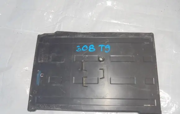Battery tray