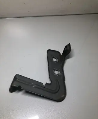 BMW 4 F36 Gran coupe Fender mounting bracket