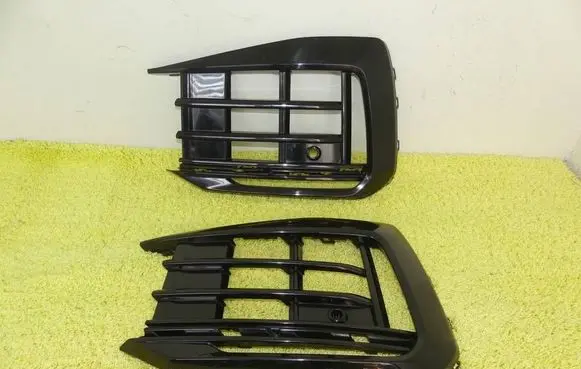Volkswagen Touareg III Front bumper lower grill 760853665J
