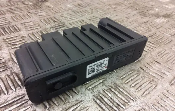 BMW X2 F39 Battery control module 8661071